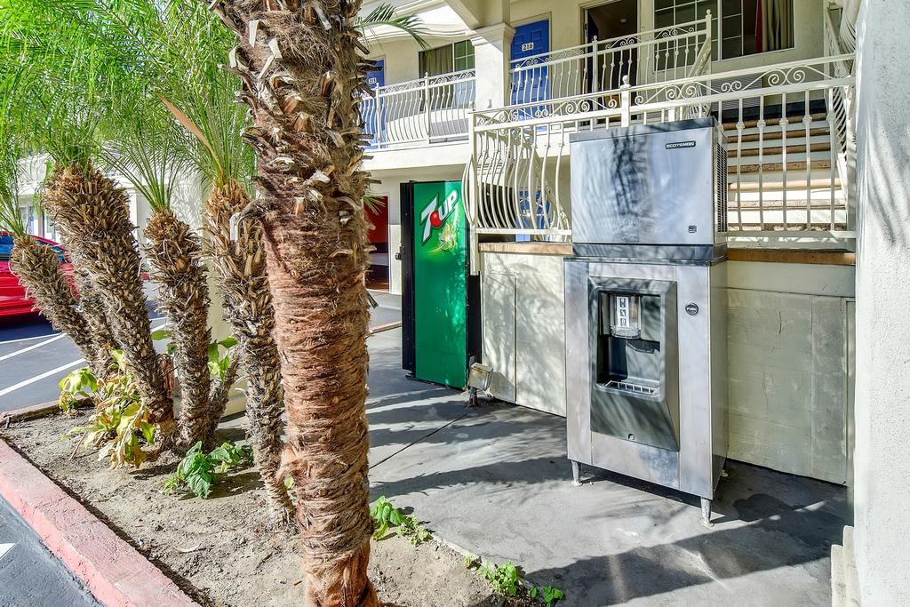 Motel 6 Garden Grove Ngoại thất bức ảnh